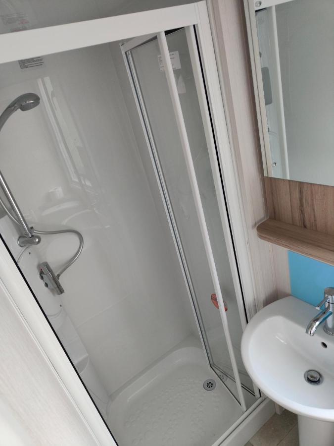 J6 Static Caravan, Fairway Holiday Park แซนดาวน์ ภายนอก รูปภาพ