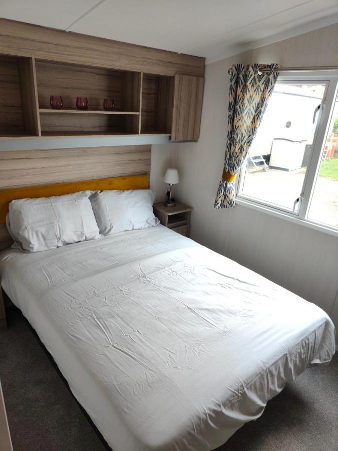 J6 Static Caravan, Fairway Holiday Park แซนดาวน์ ภายนอก รูปภาพ
